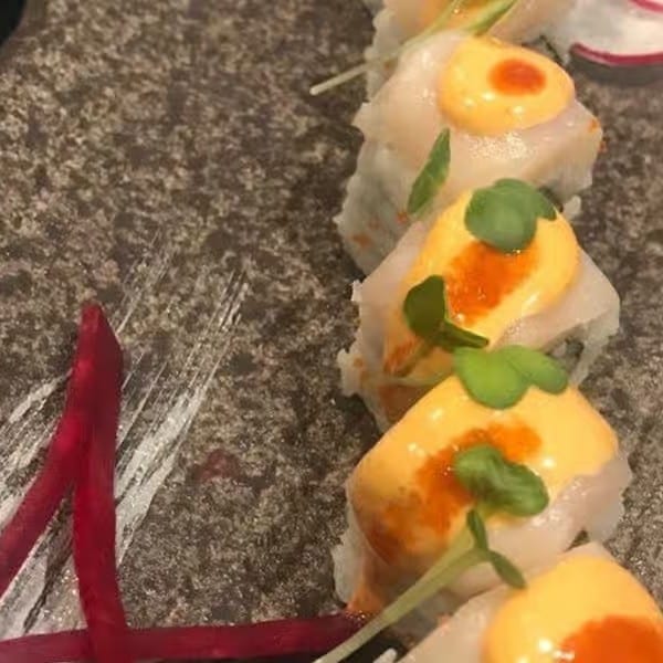 Spicy Scallop Roll.